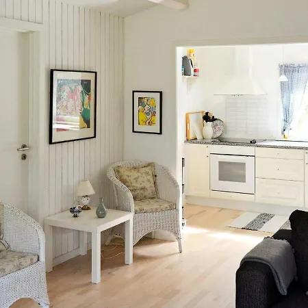 Three-bedroom Holiday In By 4 Casa de Férias *